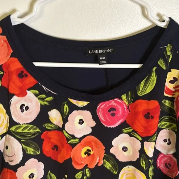 Lane Bryant cottage core long sleeve top size 22 blue red pink green flo… - Picture 2 of 7